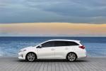 Toyota Auris Touring Sports 2013 года
